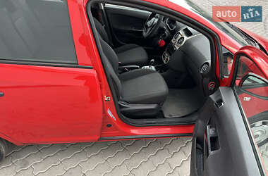 Хэтчбек Opel Corsa 2008 в 