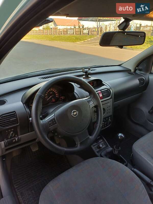Хэтчбек Opel Corsa 2001 в Луцке фото 8 Хэтчбек Opel Corsa 2001 в Луцке
