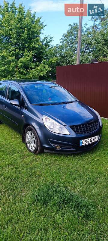 Хэтчбек Opel Corsa 2007 в Чернигове