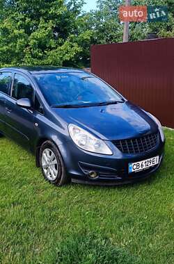 Хэтчбек Opel Corsa 2007 в 