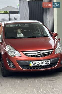 Хетчбек Opel Corsa 2013 в Львові