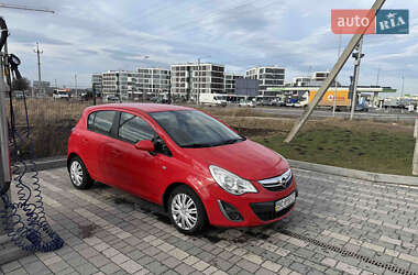 Хэтчбек Opel Corsa 2012 в Львове
