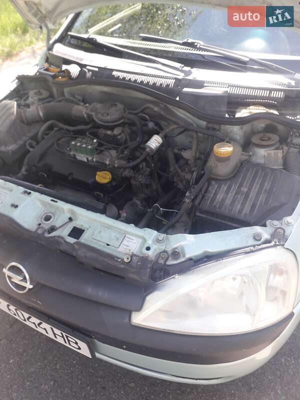 Хэтчбек Opel Corsa 2002 в Запорожье