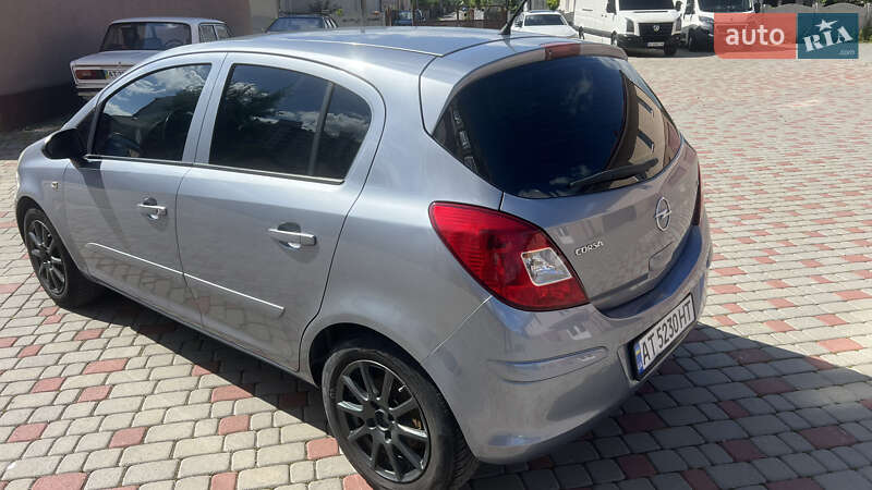 Хэтчбек Opel Corsa 2007 в Ивано-Франковске