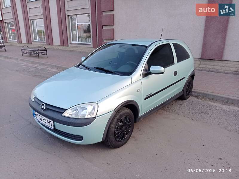 Хетчбек Opel Corsa 2001 в Миргороді