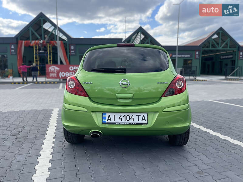 Хетчбек Opel Corsa 2011 в Ірпені