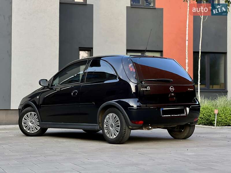 Хетчбек Opel Corsa 2005 в Луцьку