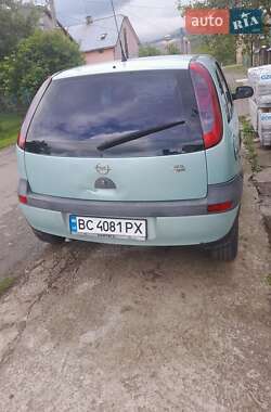 Хэтчбек Opel Corsa 2001 в 