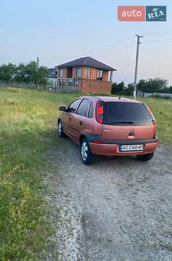 Хэтчбек Opel Corsa 2001 в 