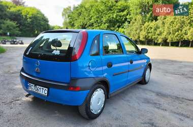 Хэтчбек Opel Corsa 2002 в 