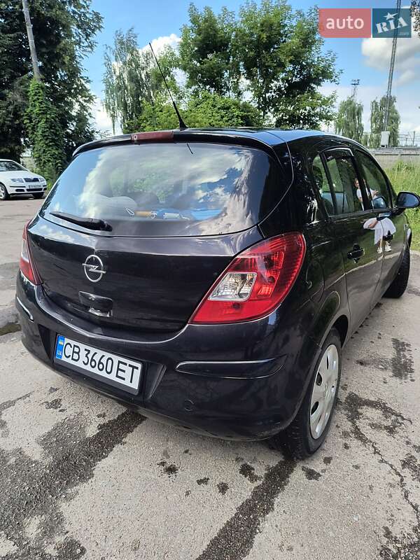 Хэтчбек Opel Corsa 2009 в Чернигове