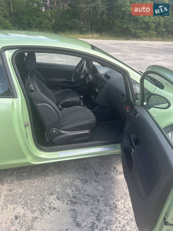 Хэтчбек Opel Corsa 2010 в Житомире фото 6 Хэтчбек Opel Corsa 2010 в Житомире