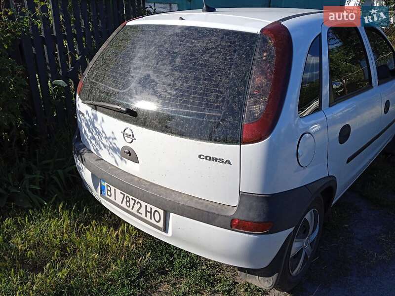 Хэтчбек Opel Corsa 2002 в Семеновке