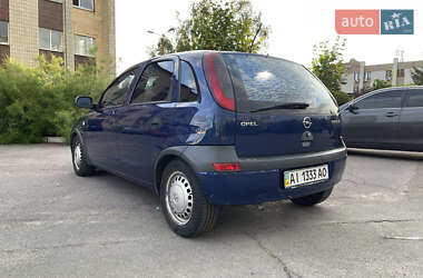 Хэтчбек Opel Corsa 2003 в 