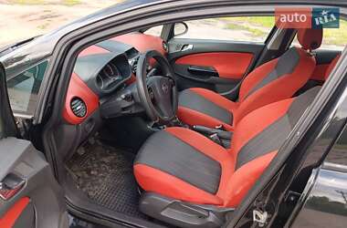 Хэтчбек Opel Corsa 2008 в 