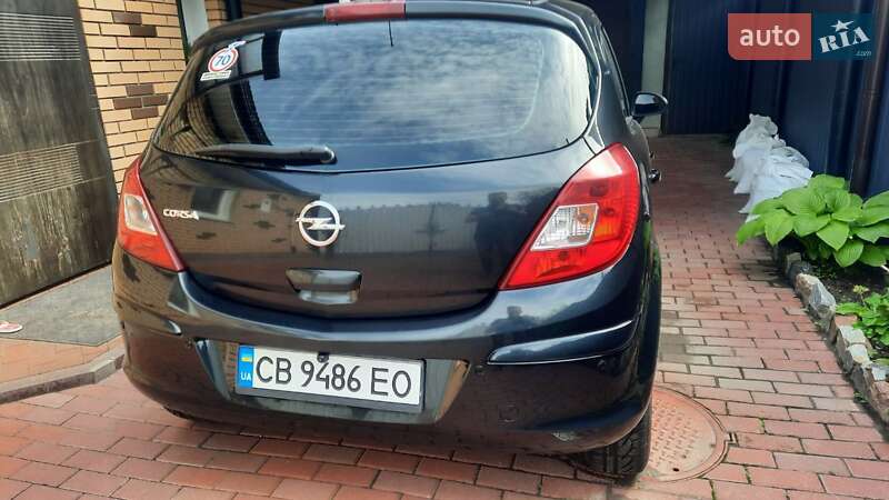 Хэтчбек Opel Corsa 2012 в Чернигове