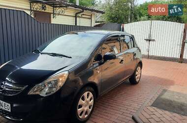Хэтчбек Opel Corsa 2012 в 