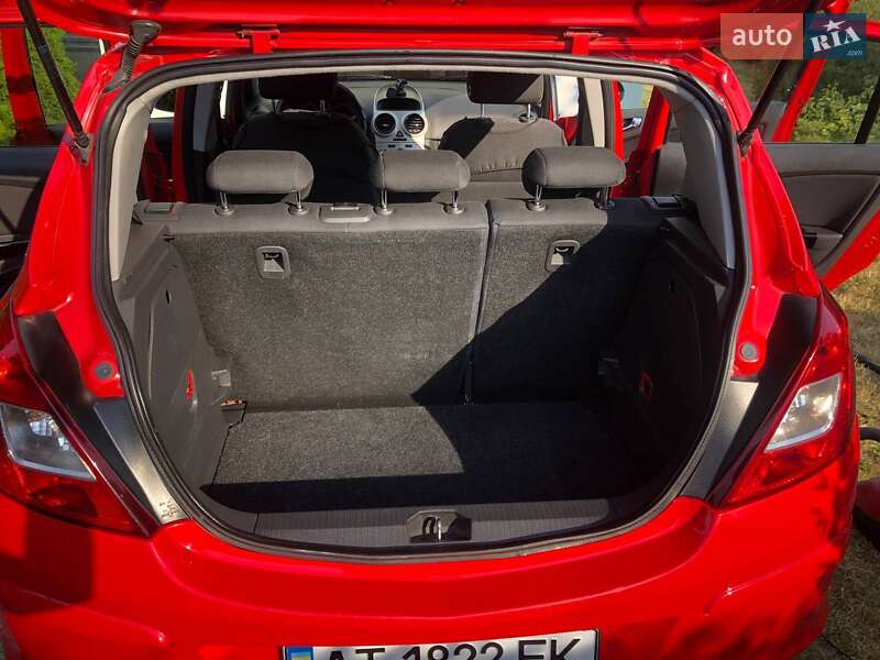 Хэтчбек Opel Corsa 2008 в Ивано-Франковске