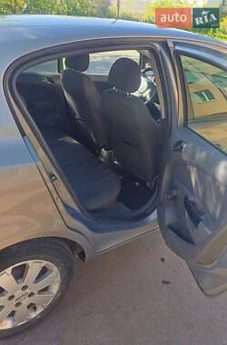 Хэтчбек Opel Corsa 2011 в Любомле
