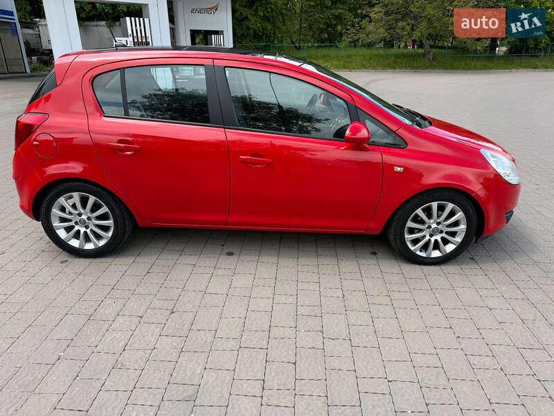 Хетчбек Opel Corsa 2008 в Ладижині