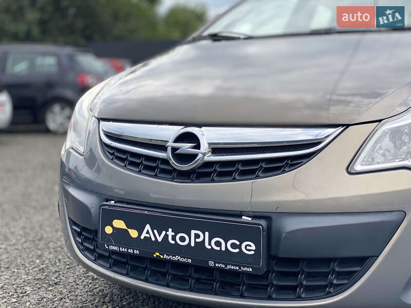 Хэтчбек Opel Corsa 2011 в Луцке