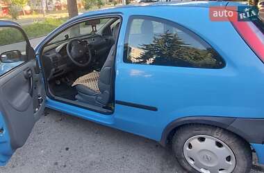 Хэтчбек Opel Corsa 2001 в 