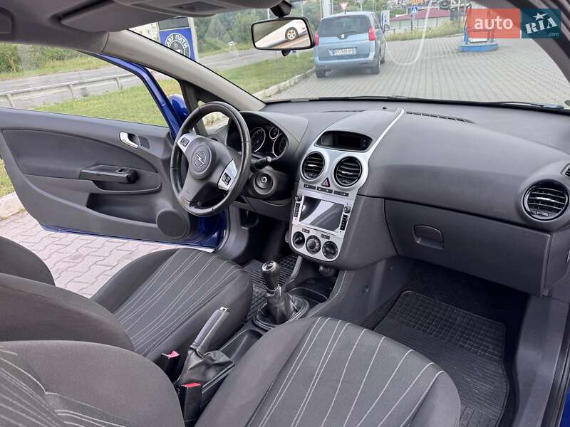 Хетчбек Opel Corsa 2009 в Хмельницькому