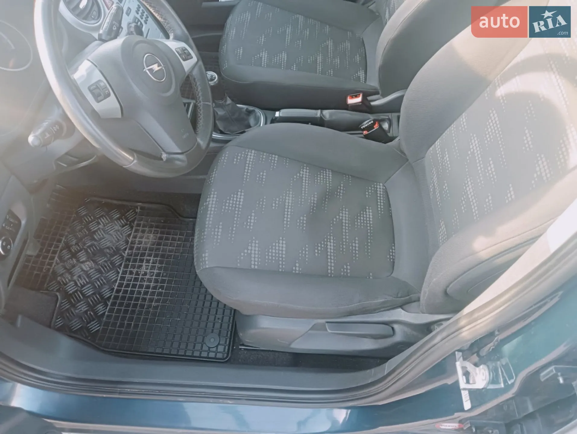 2011 Opel Corsa - мініатюра 3
