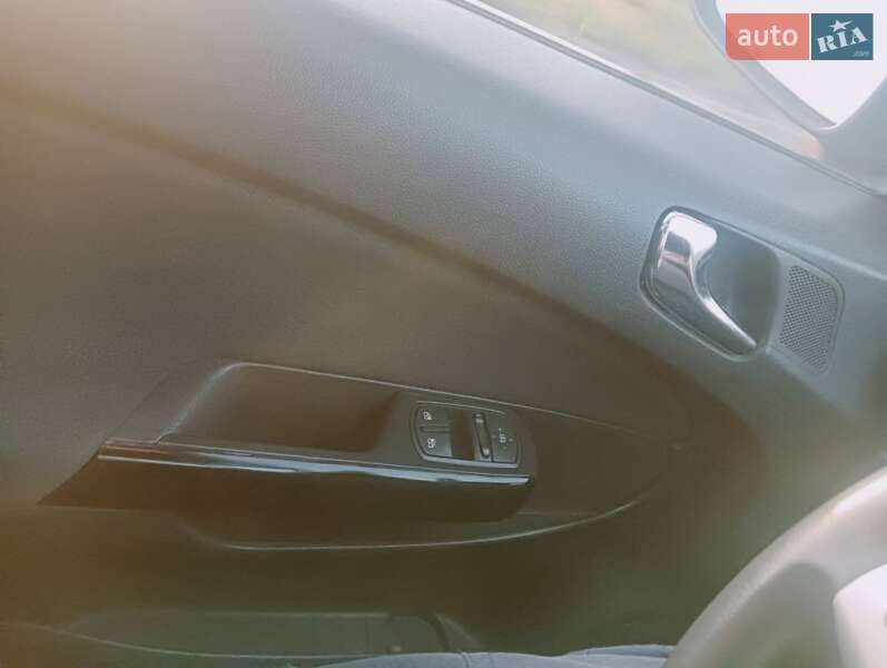 Хэтчбек Opel Corsa 2011 в Балте