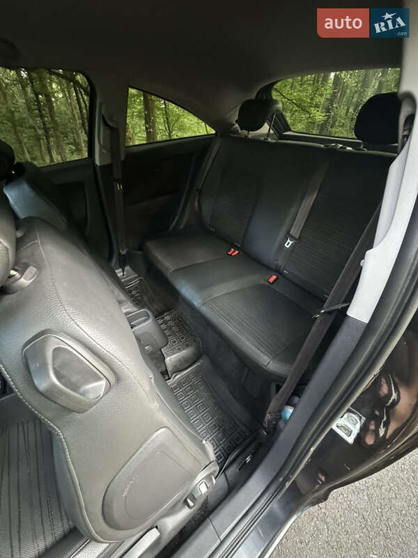 Хэтчбек Opel Corsa 2014 в Мукачево
