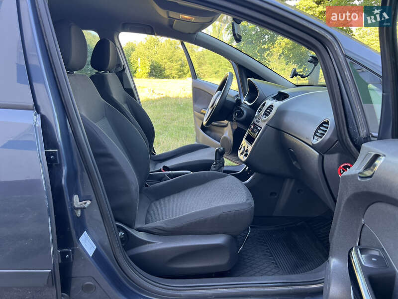 Хетчбек Opel Corsa 2006 в Вапнярці