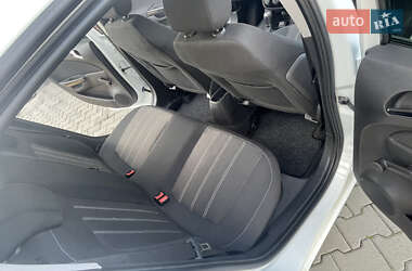 Хэтчбек Opel Corsa 2012 в 