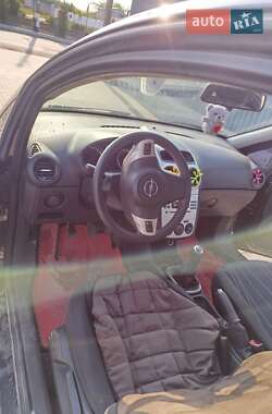 Хэтчбек Opel Corsa 2007 в 
