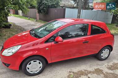 Хэтчбек Opel Corsa 2008 в Киеве