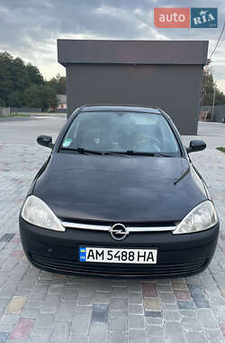 Хэтчбек Opel Corsa 2003 в 