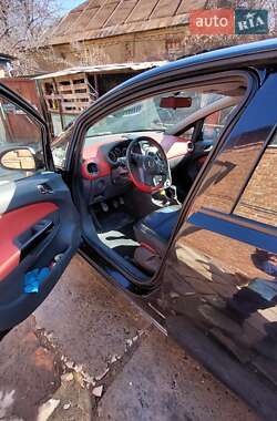 Хэтчбек Opel Corsa 2009 в 
