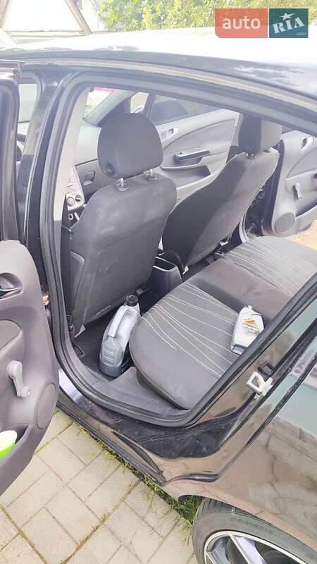 Хэтчбек Opel Corsa 2007 в Киеве фото 3 Хэтчбек Opel Corsa 2007 в Киеве