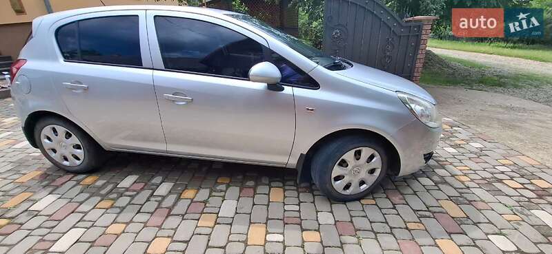 Хетчбек Opel Corsa 2008 в Івано-Франківську фото 5 Хетчбек Opel Corsa 2008 в Івано-Франківську