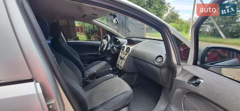 Хетчбек Opel Corsa 2008 в Івано-Франківську фото 13 Хетчбек Opel Corsa 2008 в Івано-Франківську