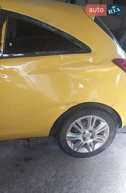 Хэтчбек Opel Corsa 2008 в 
