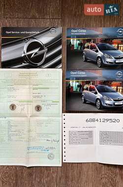 Хэтчбек Opel Corsa 2010 в 