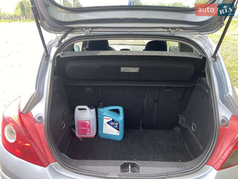 Хетчбек Opel Corsa 2006 в Хмельницькому