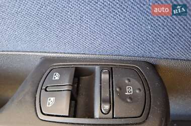 Хэтчбек Opel Corsa 2007 в 