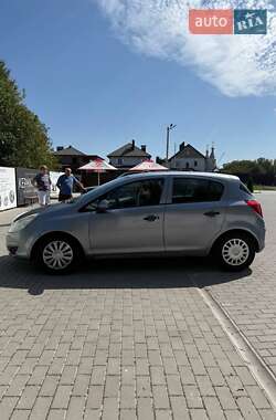 Хэтчбек Opel Corsa 2009 в Каменец-Подольском