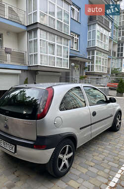 Хэтчбек Opel Corsa 2002 в 