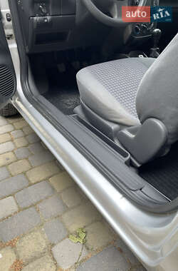 Хэтчбек Opel Corsa 2002 в 