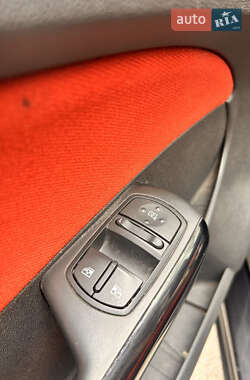 Хэтчбек Opel Corsa 2008 в 