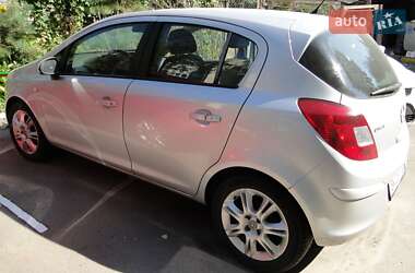 Хэтчбек Opel Corsa 2012 в Ровно