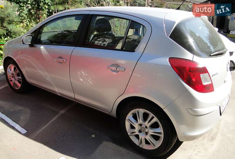 Opel Corsa 2012