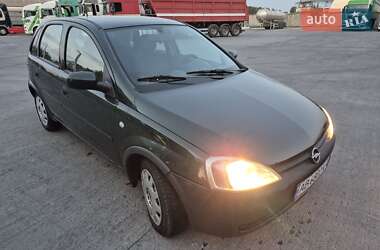 Хэтчбек Opel Corsa 2002 в 